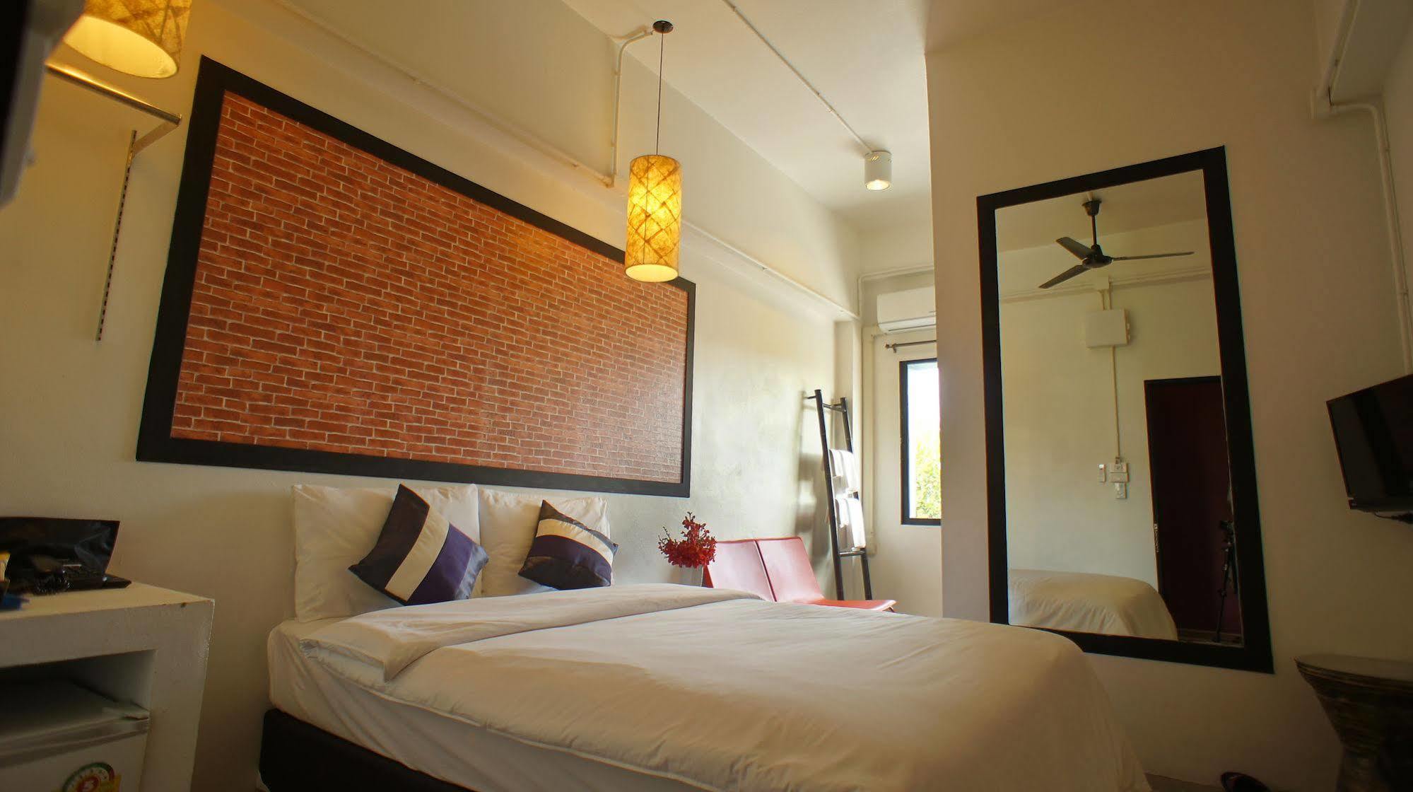 Walking Street Residence - Sha Extra Plus Chiang Mai Dış mekan fotoğraf